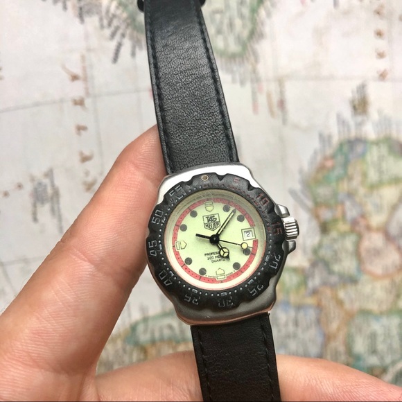 Tag Heuer 371.508 Formula 1 Professional 200 Meter - Picture 4 of 14